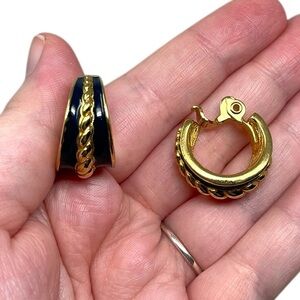 Vintage Signed Monet Navy Blue Enamel Gold Tone Clip On Earrings Classic Chic